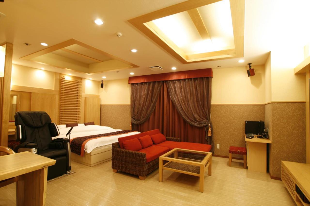 Hotel & Spa Lotus (Adults Only) Kioto Exterior foto